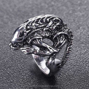 Alien Xenomorph Ring